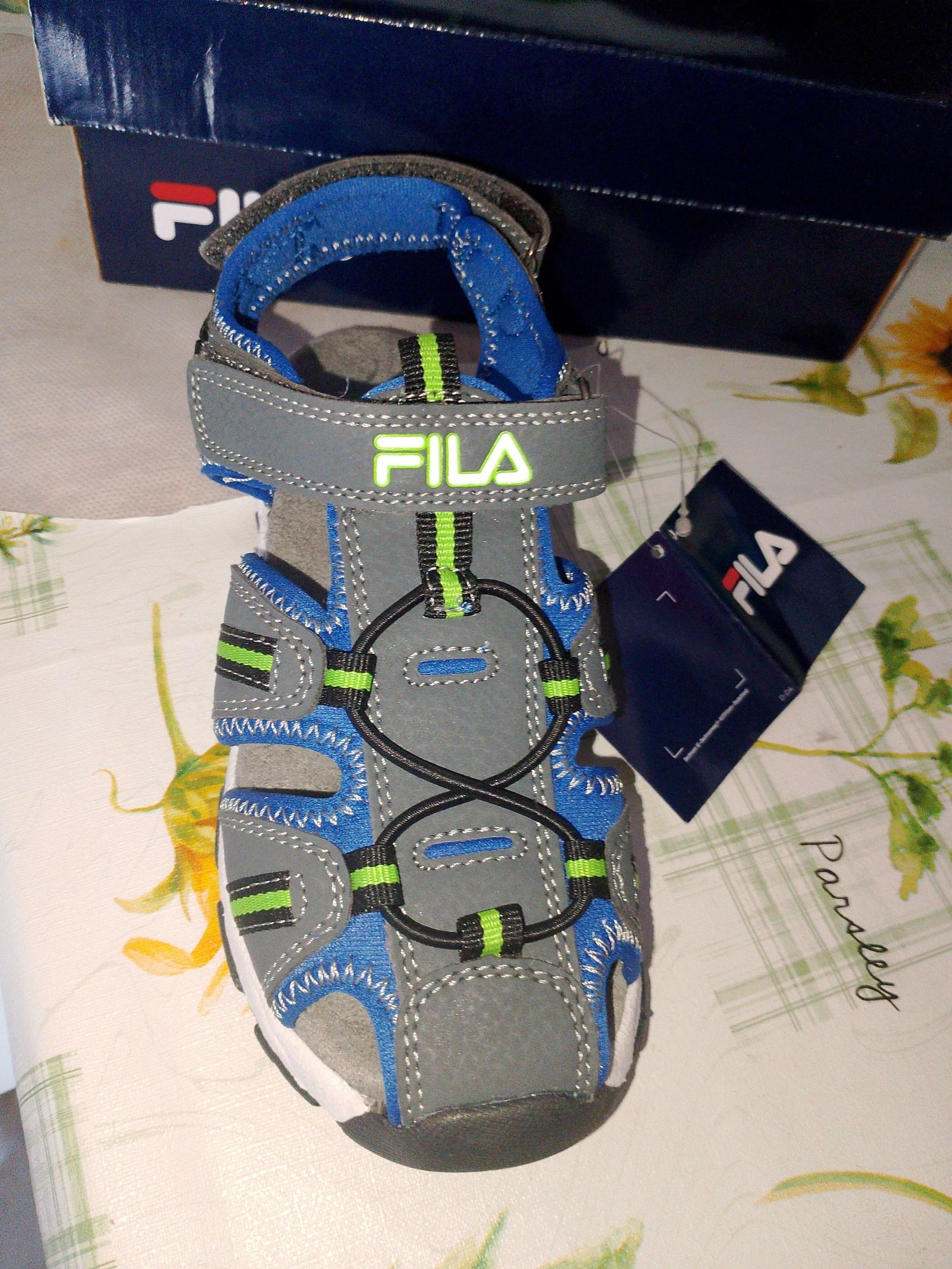 Sandales de randonnée / été FILA neuves – Pointure 31